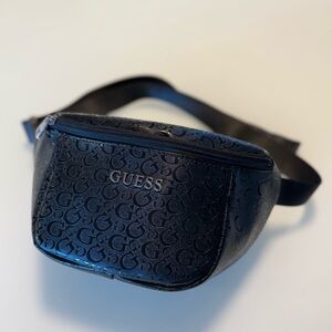 🖤 Guess Black Monogram Crossbody / Fanny Pack